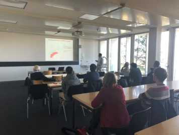 seminarTalkSun